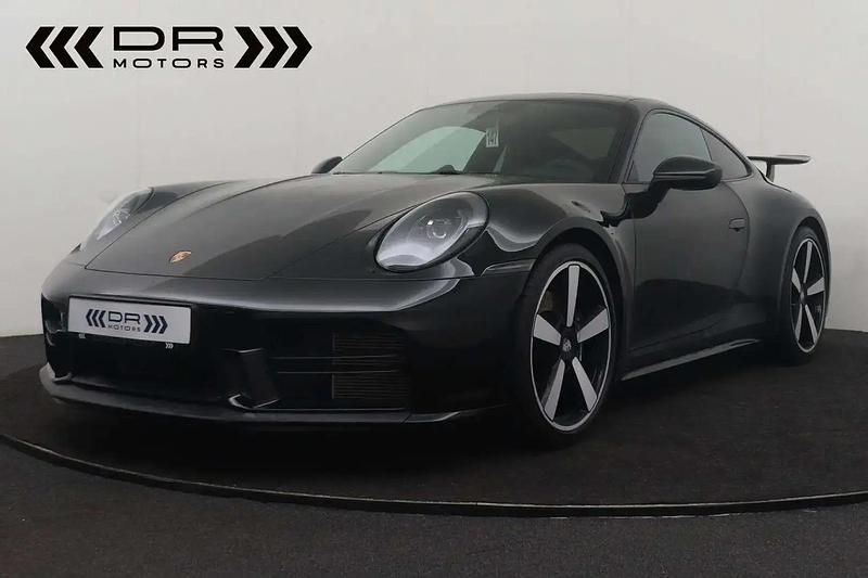 Noir Utilisé 2024 Porsche 911 Carrera Coupé | 144 995 € - Image 1/4