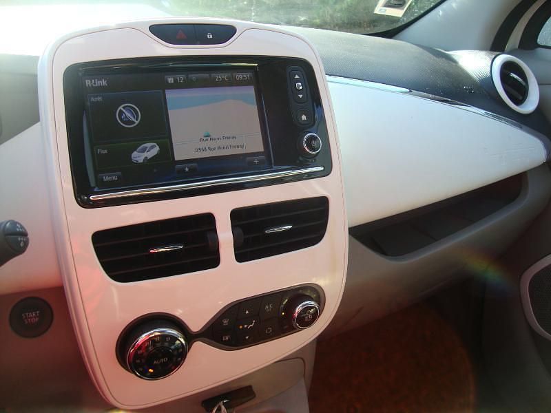 Image 3/4