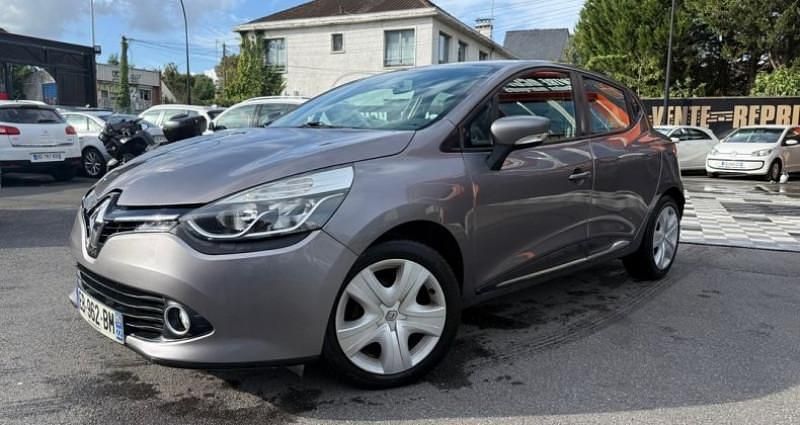 Utilisé 2016 Renault Clio IV Life Citadine | 7 990 € (Prix juste) - Image 1/4