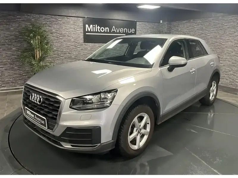 Gris Utilisé 2019 Audi Q2 Business SUV | 17 490 € (Prix juste) - Image 1/4