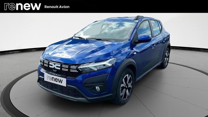 Bleu Utilisé 2024 Dacia Sandero Expression Citadine | 16 499 € (Prix juste) - Image 1/4