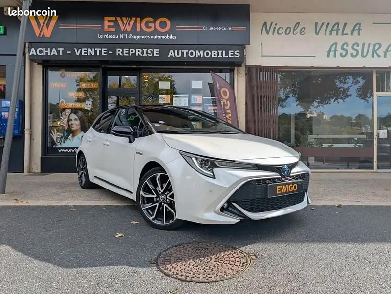 Occasion Toyota Corolla 99 ch (72 kW) 2019 Blanc Berline