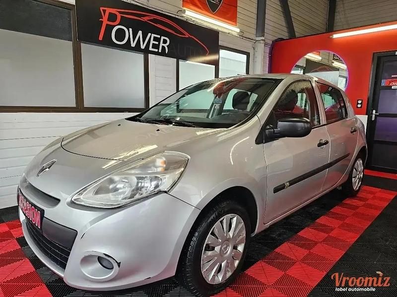 Occasion 2011 Renault Clio II Expression Berline | 4 490 € (Prix assez cher) - Image 1/4