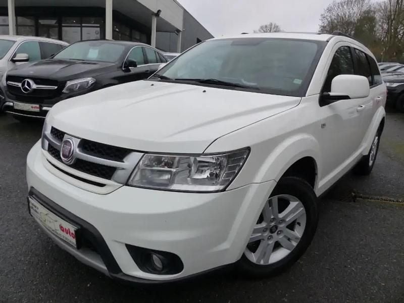 Blanc Occasion 2014 Fiat Freemont Lounge SUV | 13 990 € - Image 1/4