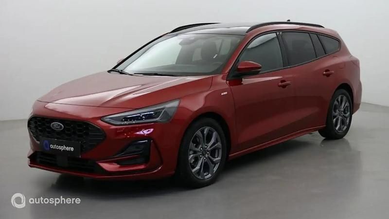 Utilisé 2023 Ford Focus ST-Line Break | 24 299 € (Prix juste) - Image 1/4