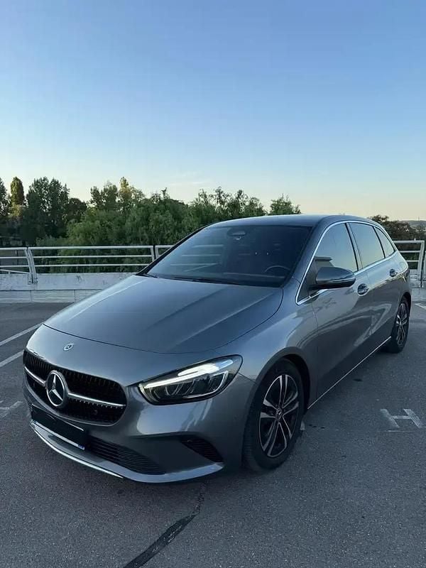 Utilisé 2023 Mercedes B200 Progressive Monospace | 23 490 € (Super prix) - Image 1/4