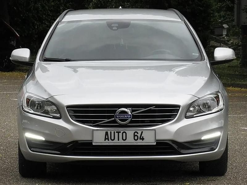 Occasion Volvo V60 120 ch (88 kW) 2018 Gris Break