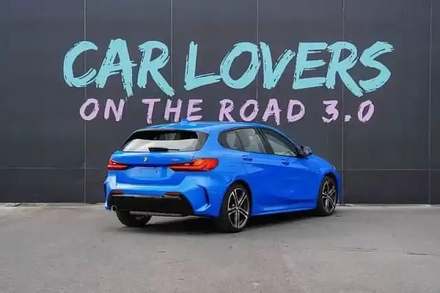 Occasion BMW 118 Comfort Edition 150 ch (110 kW) 2024 Misano blau metallic Citadine