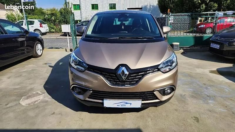 Utilisé 2019 Renault Mégane Business SUV | 9 990 € - Image 1/4