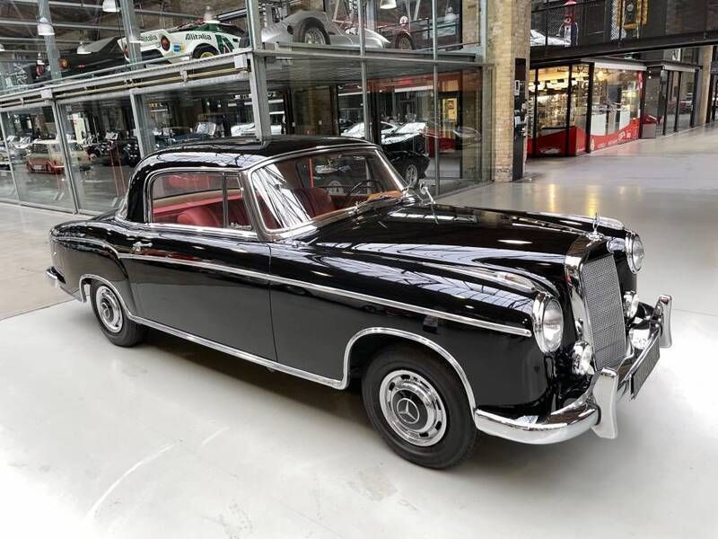 Noir Utilisé 1959 Mercedes 220 Coupé | 89 900 € - Image 1/4