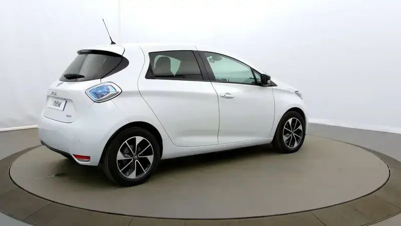 Image 2/4