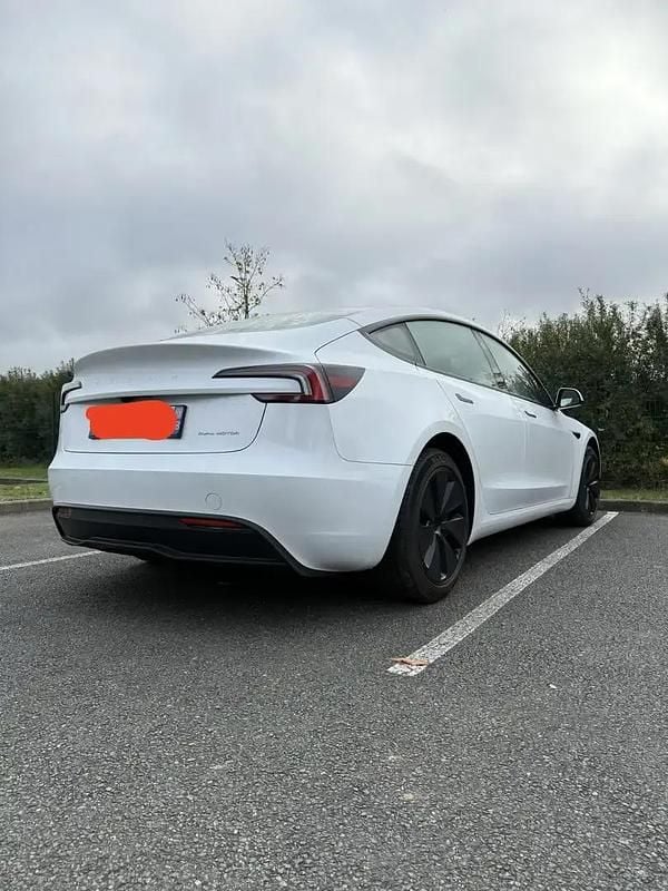 Occasion 2024 Tesla Model 3 Berline | 37 300 € (Prix juste) - Image 1/4