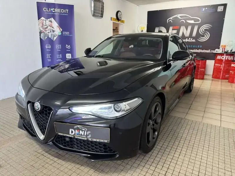 Noir Utilisé 2017 Alfa Romeo Giulia Berline | 12 999 € (Prix cher) - Image 1/4