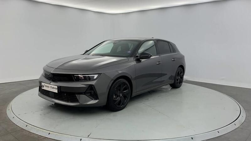 Doré Utilisé 2023 Opel Astra Berline | 26 627 € (Bon prix) - Image 1/3