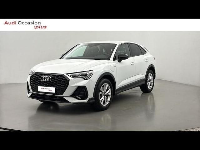 Blanc glacier métallisé Occasion 2022 Audi Q3 S-Line SUV | 38 499 € - Image 1/4