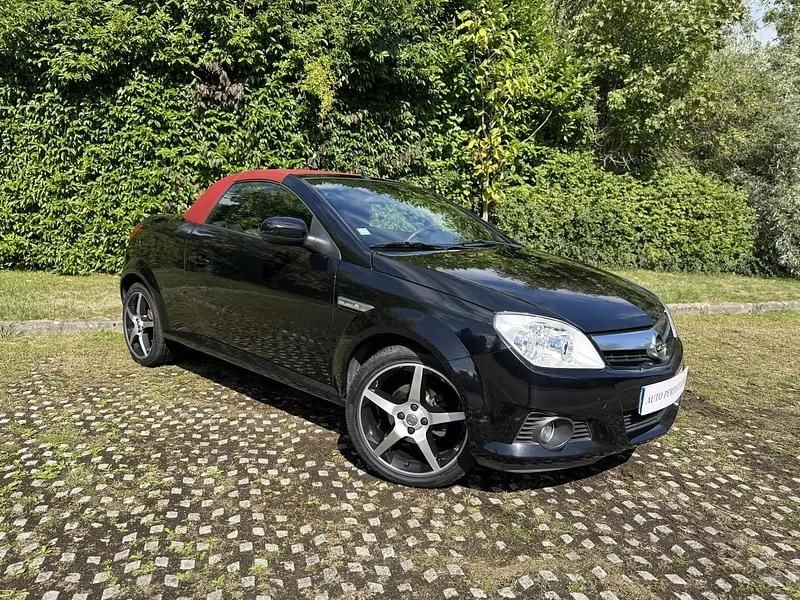 Utilisé 2009 Opel Tigra Cabriolet | 3 990 € - Image 1/4