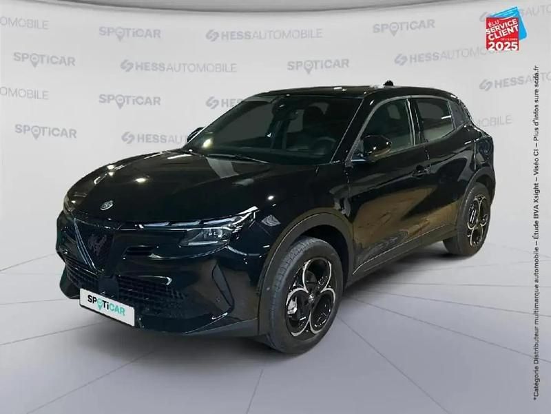 Noir Nouvelle 2025 Alfa Romeo Junior SUV | 34 130 € (Prix juste) - Image 1/4