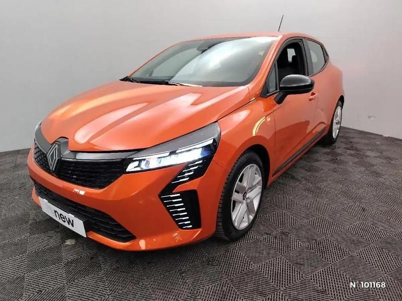 Occasion Renault Clio V Evolution 145 ch (106 kW) 2024 Orange Citadine