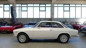 Blanc Utilisé 1965 Alfa Romeo Giulia Sprint Sprint Coupé | 49 950 € - Image 1/4