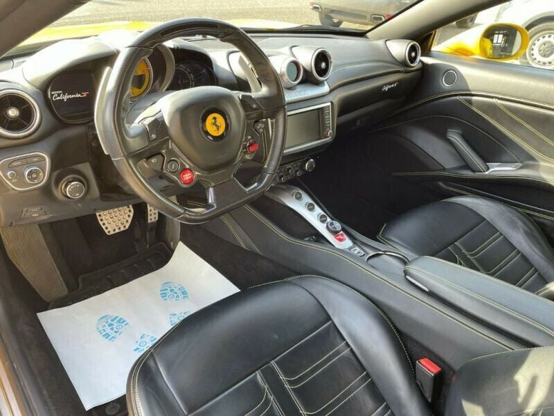 Image 2/4