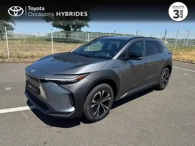 Gris Nouvelle 2025 Toyota bZ4X SUV | 32 490 € (Bon prix) - Image 1/4