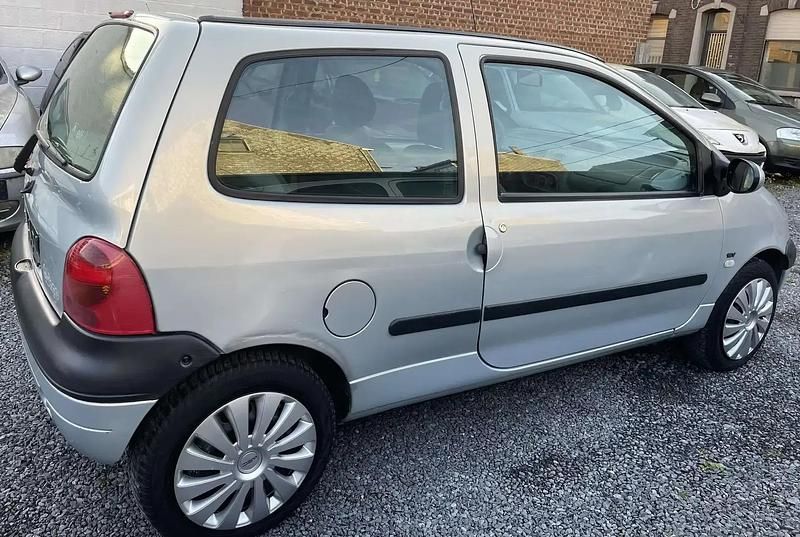 Gris Utilisé 2003 Renault Twingo Citadine | 2 350 € (Bon prix) - Image 1/4