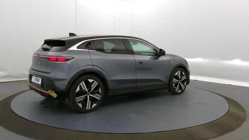 Occasion Renault Megane E-Tech Iconic 161 kW (220 ch) 2022 Gris Berline