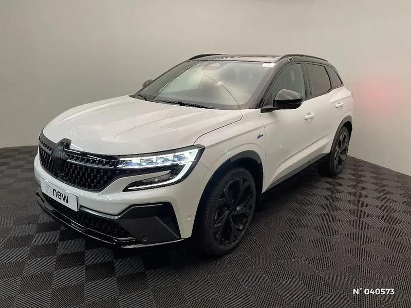 Noir Occasion 2023 Renault Austral Iconic Esprit Alpine SUV | 36 990 € (Prix cher) - Image 1/4