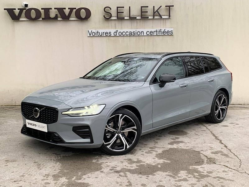 Gris Utilisé 2024 Volvo V60 Plus Break | 46 990 € (Prix assez cher) - Image 1/4
