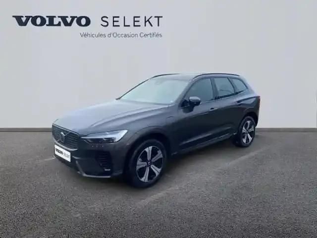 Gris platinium métallisé Occasion 2024 Volvo XC60 Plus SUV | 53 950 € (Prix juste) - Image 1/4