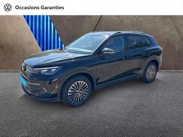 Utilisé 2025 VW Tiguan Edition SUV | 48 900 € - Image 1/4