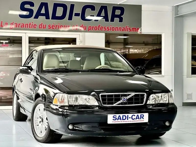 Noir Utilisé 2004 Volvo C70 Cabriolet | 9 990 € - Image 1/4