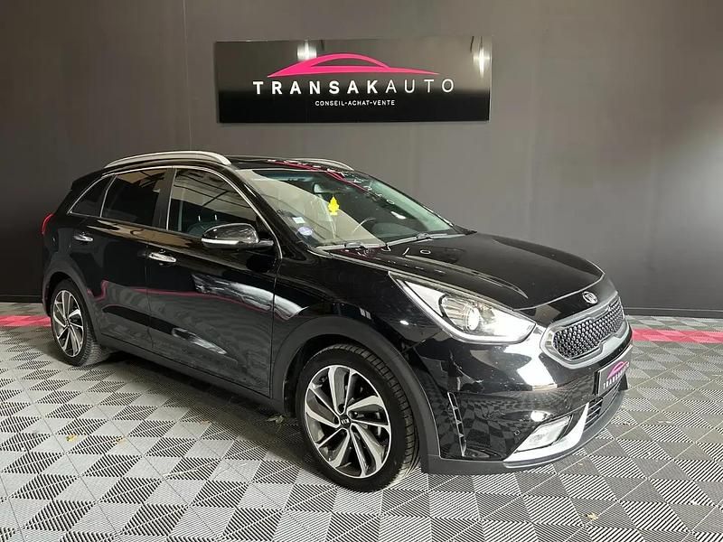Noir Utilisé 2017 Kia Niro Premium SUV | 15 980 € (Prix juste) - Image 1/4