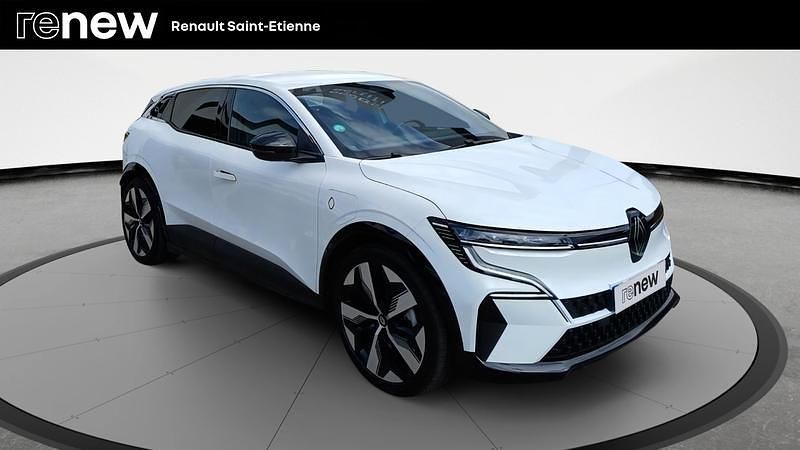 Blanc Utilisé 2022 Renault Mégane Techno Berline | 20 990 € (Prix juste) - Image 1/4
