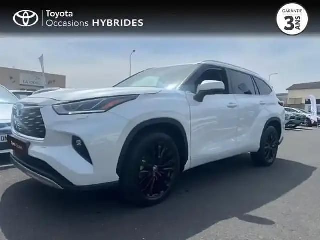 Blanc Occasion 2024 Toyota Highlander Lounge SUV | 62 990 € (Prix juste) - Image 1/4