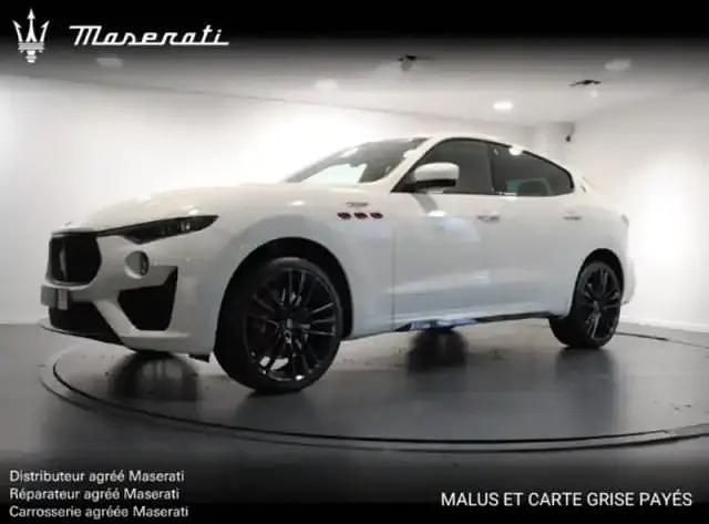 Bianco Occasion 2022 Maserati Levante SUV | 169 900 € - Image 1/4