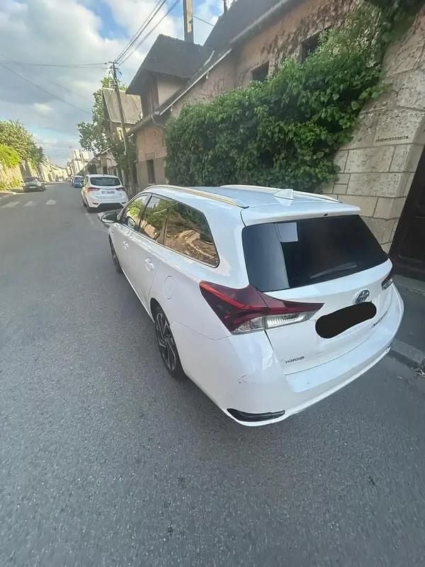 Occasion Toyota Auris Touring Sports Design 99 ch (72 kW) 2015 Break