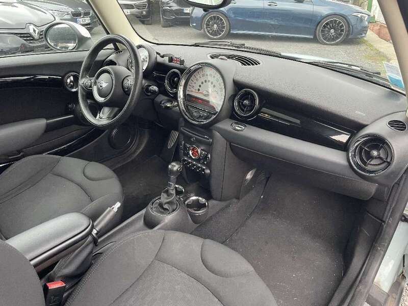 Image 4/4