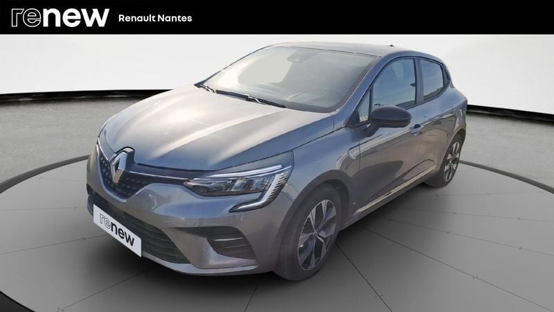 Gris Utilisé 2023 Renault Clio V Evolution Berline | 16 490 € (Prix juste) - Image 1/4