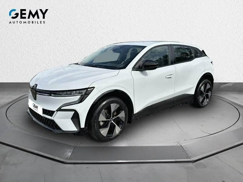 Occasion 2022 Renault Mégane Equilibre Berline | 20 990 € (Prix assez cher) - Image 1/4