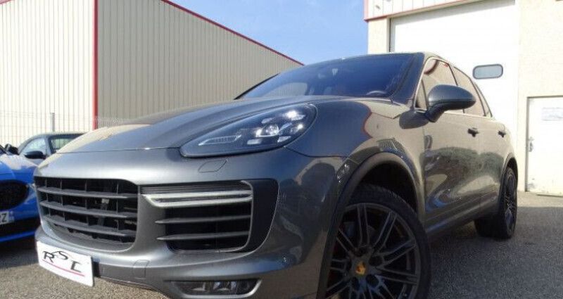 Utilisé 2015 Porsche Cayenne Turbo SUV | 52 890 € - Image 1/4