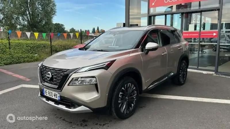 Gris Utilisé 2025 Nissan X-Trail Tekna SUV | 47 999 € - Image 1/4
