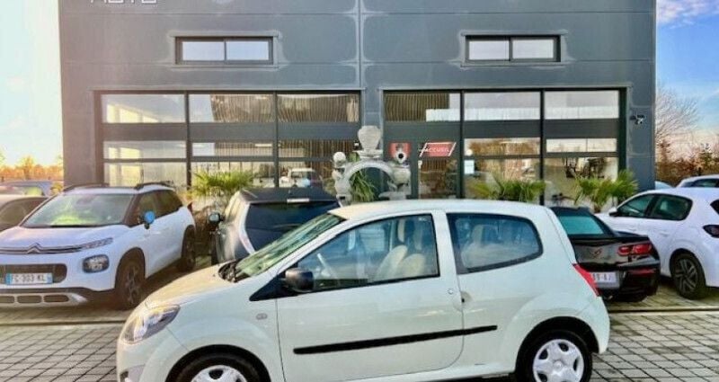 Jaune Utilisé 2011 Renault Twingo Authentique Citadine | 5 590 € (Prix juste) - Image 1/4