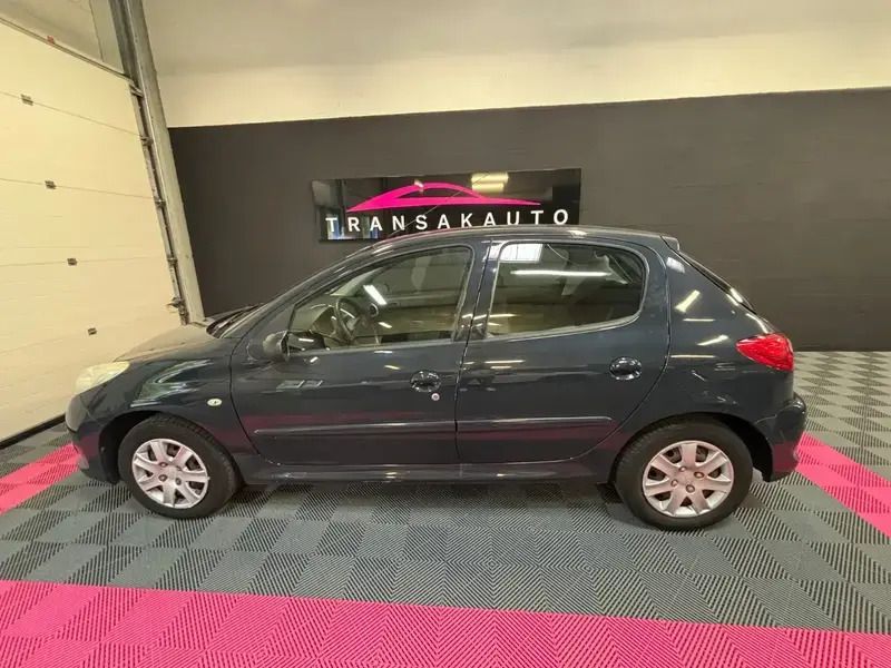 Image 2/4
