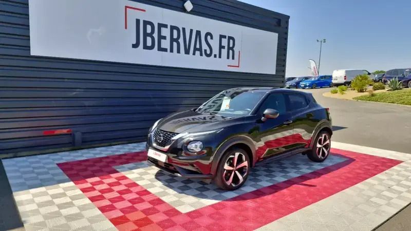 Noir Utilisé 2022 Nissan Juke Tekna SUV | 17 590 € (Prix juste) - Image 1/4