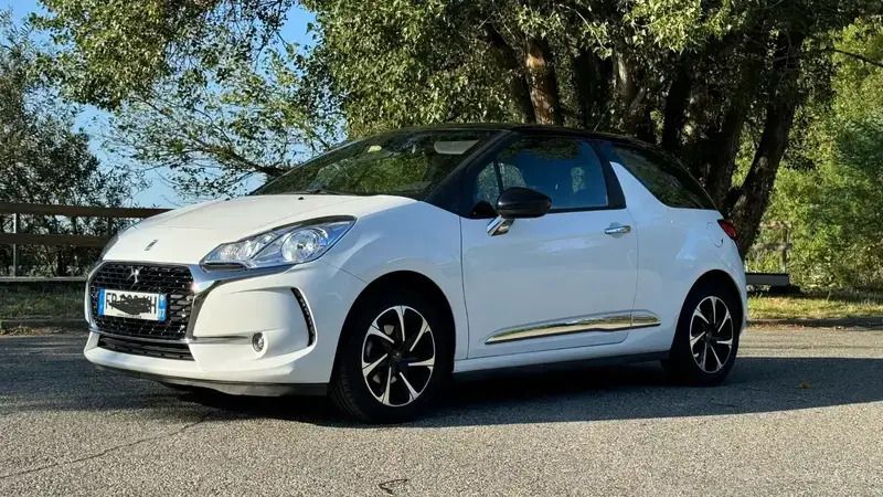 Utilisé 2015 Citroën DS3 So Chic Berline | 8 200 € (Prix juste) - Image 1/2