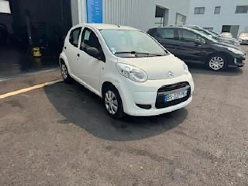 Blanc Utilisé 2011 Citroën C1 Comfort Citadine | 5 495 € (Prix cher) - Image 1/4