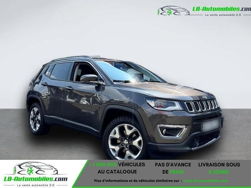 Utilisé 2019 Jeep Compass SUV | 23 900 € (Prix juste) - Image 1/4