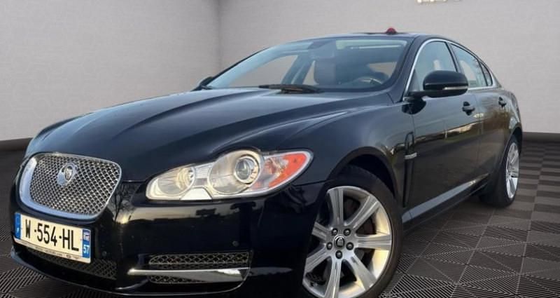 Noir Utilisé 2011 Jaguar XF Luxury Berline | 12 999 € - Image 1/4