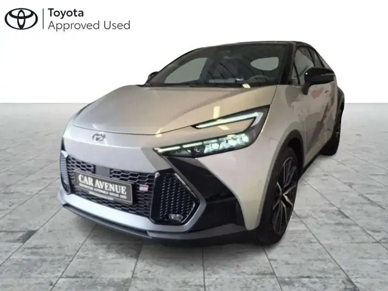 Gris Utilisé 2025 Toyota C-HR Sport SUV | 44 990 € - Image 1/4